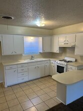 1636 58th St in Lubbock, TX - Building Photo - Building Photo