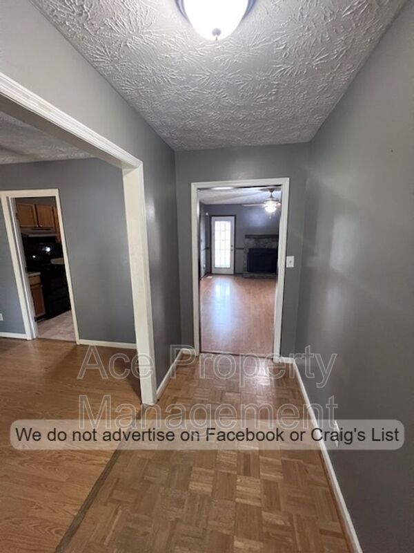 204 Cobblestone Ct in Raeford, NC - Building Photo - Building Photo