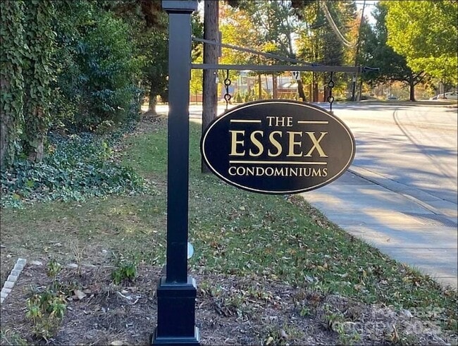 4948 Sardis Rd, Unit A in Charlotte, NC - Building Photo - Building Photo