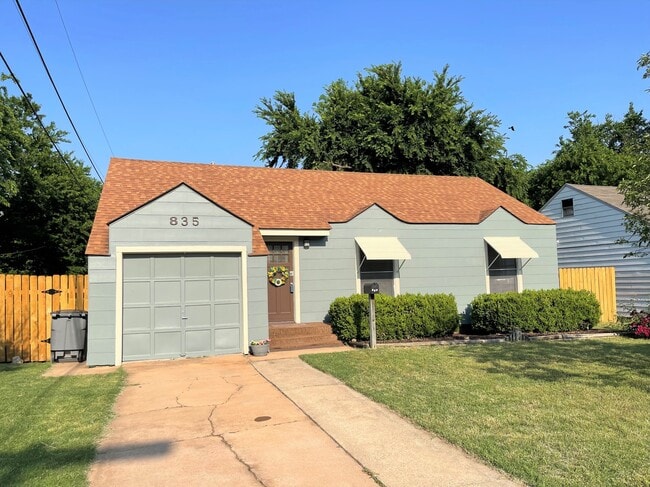 property at 835 NW 17th St