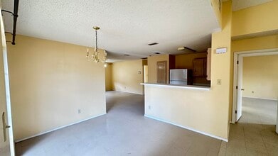 1028 Merrimack Loop in Laredo, TX - Building Photo - Building Photo
