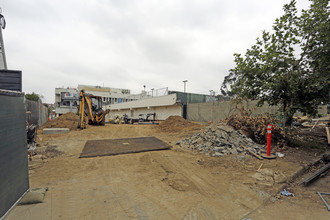 PATH Metro Villas II in Los Angeles, CA - Building Photo - Building Photo