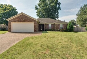 3393 Mowrey Cove in Bartlett, TN - Building Photo