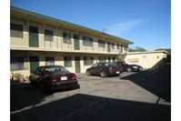 Atlantic Apartments in Compton, CA - Building Photo - Building Photo