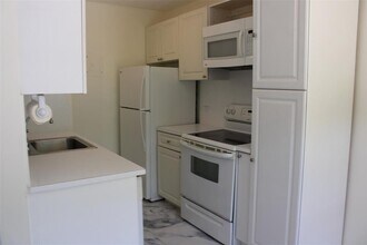 1405 Miami Rd, Unit 5 in Fort Lauderdale, FL - Foto de edificio - Building Photo