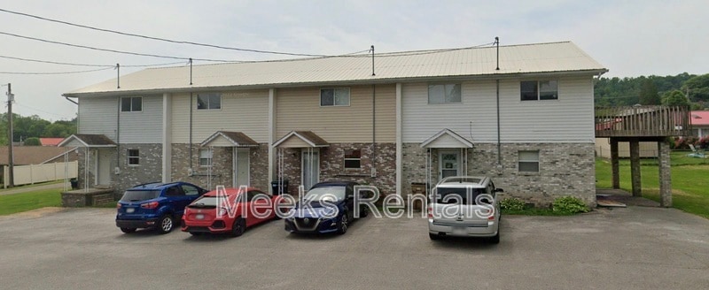 40 Maple Ln in Scott Depot, WV - Building Photo