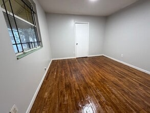 1727 Campus St in Jacksonville, FL - Foto de edificio - Building Photo