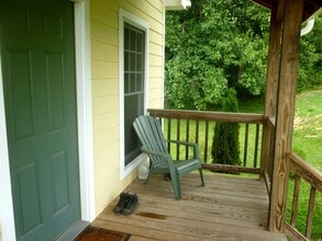 245 Goodwin Creek Trail in Afton, VA - Building Photo - Building Photo