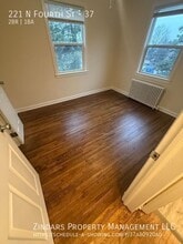 221 N 4th St in Hoopeston, IL - Building Photo - Building Photo