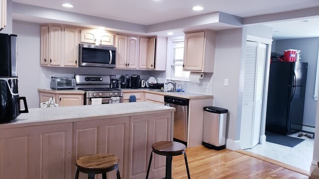 property at 48 Saybrook St