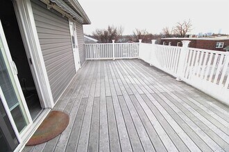 161 Washington Ave in Secaucus, NJ - Building Photo - Building Photo