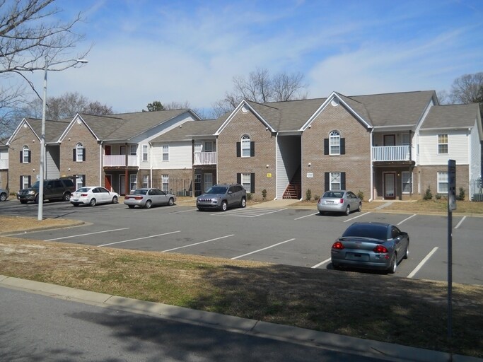 1905 Williston Ave in Fayetteville, NC - Building Photo