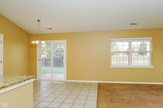 1167 Oak Leaf Rd in Franklin, IN - Building Photo - Building Photo