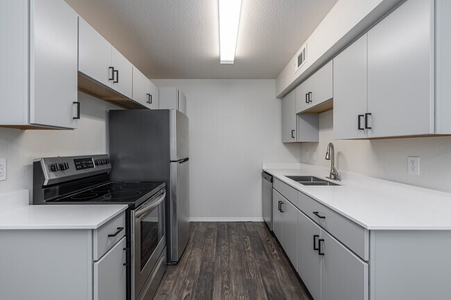 Trailside Place in Bentonville, AR - Foto de edificio - Interior Photo