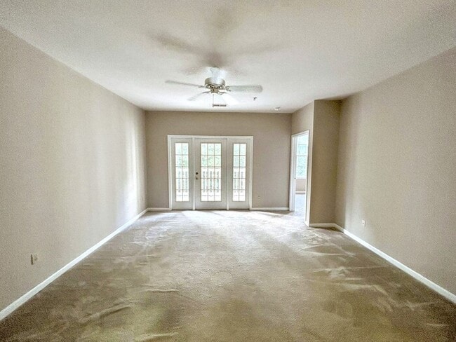 704 Bristol Village Dr in Midlothian, VA - Foto de edificio - Building Photo