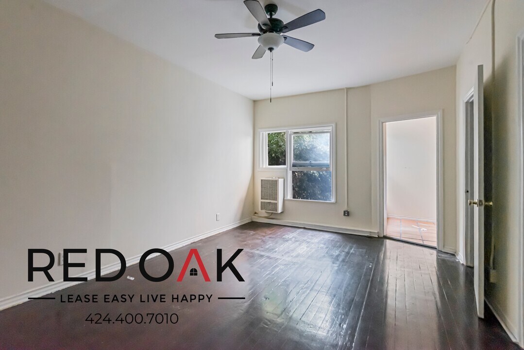 835 S Oxford Ave in Los Angeles, CA - Building Photo