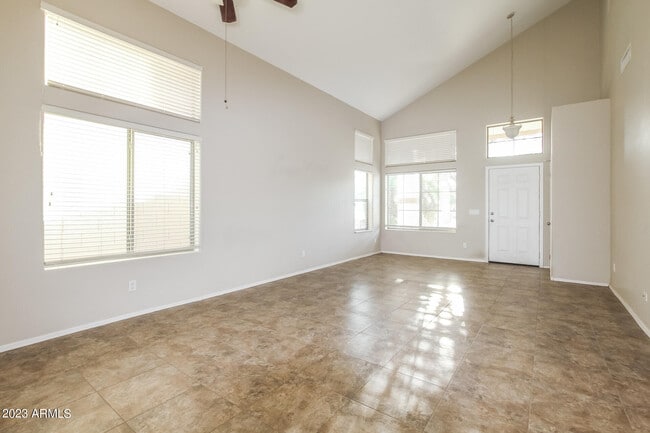 16731 N 172nd Ave in Surprise, AZ - Building Photo - Building Photo