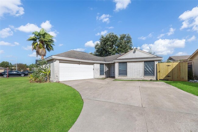 property at 4467 Yupon Ridge Dr
