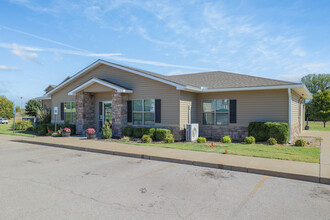 Kansas Villas in El Dorado, KS - Building Photo - Building Photo