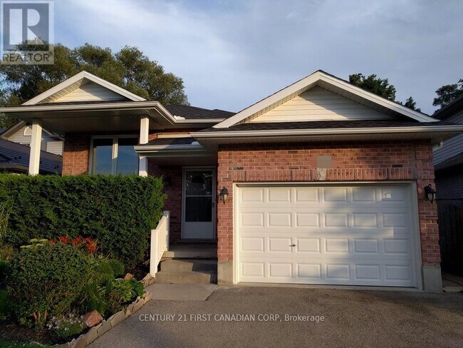 property at 567 Sprucewood Dr