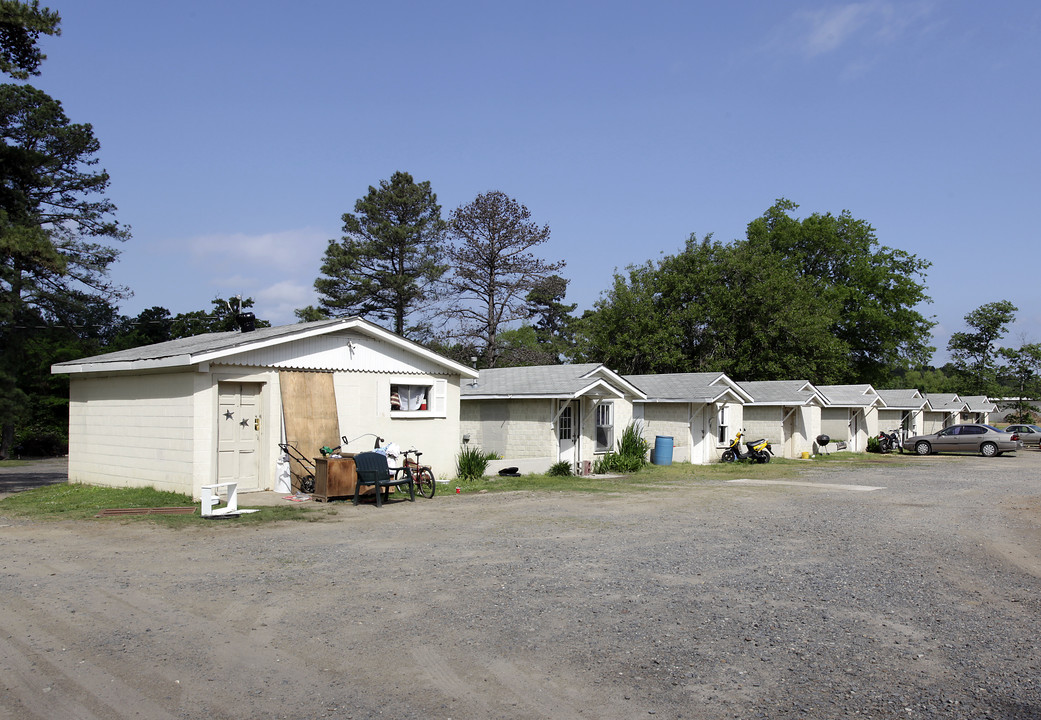 10609 Macarthur Dr in North Little Rock, AR - Foto de edificio