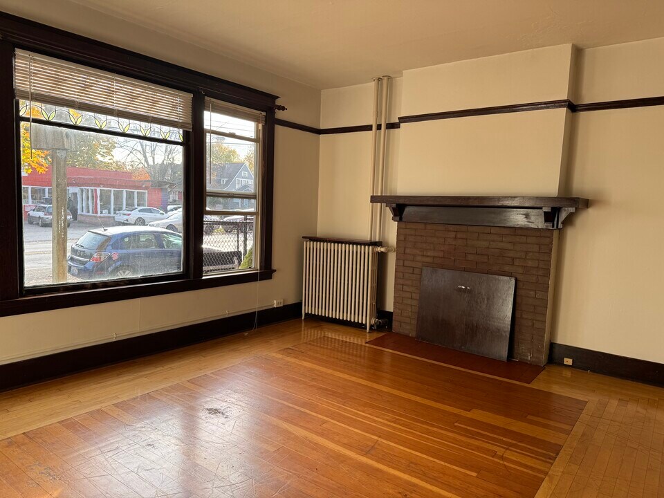 1319 S 6th Ave in Tacoma, WA - Building Photo