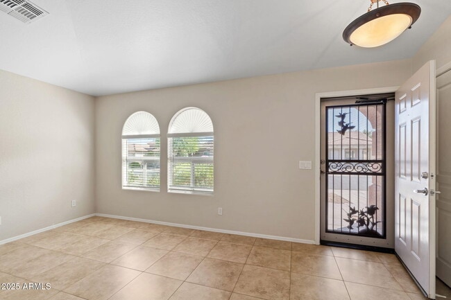 17532 W Caribbean Ln in Surprise, AZ - Building Photo - Building Photo