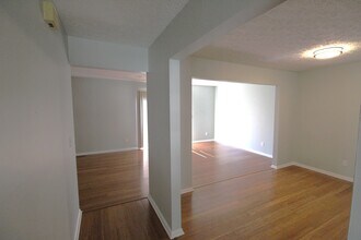 1800 Quarry Ridge Dr in Columbus, OH - Building Photo - Building Photo