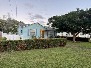 4014 Grove St S in St. Petersburg, FL - Building Photo - Building Photo