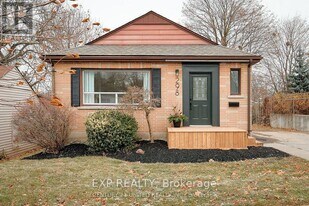 298 Swanston Ave in Peterborough, ON - Building Photo