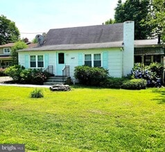 140 Hollywood Beach Rd in Chesapeake City, MD - Building Photo - Building Photo