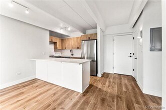1177 York St-Unit -204 in Denver, CO - Building Photo - Building Photo