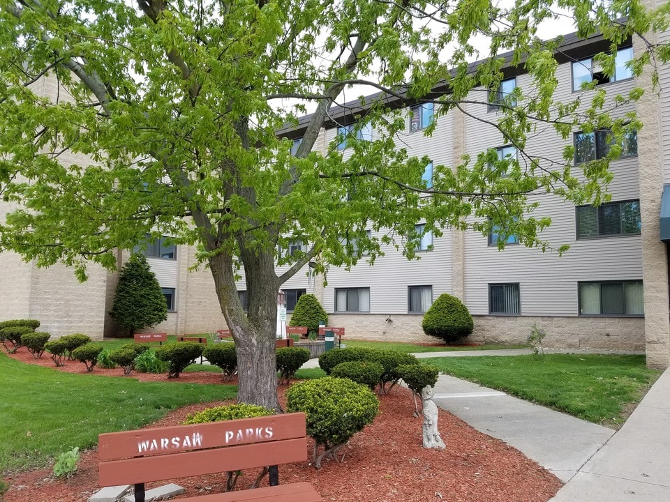 Retired Tigers Senior Apartments in Warsaw, IN - Building Photo