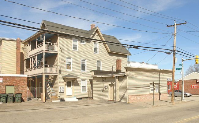 370 Union St in Manchester, NH - Building Photo - Building Photo