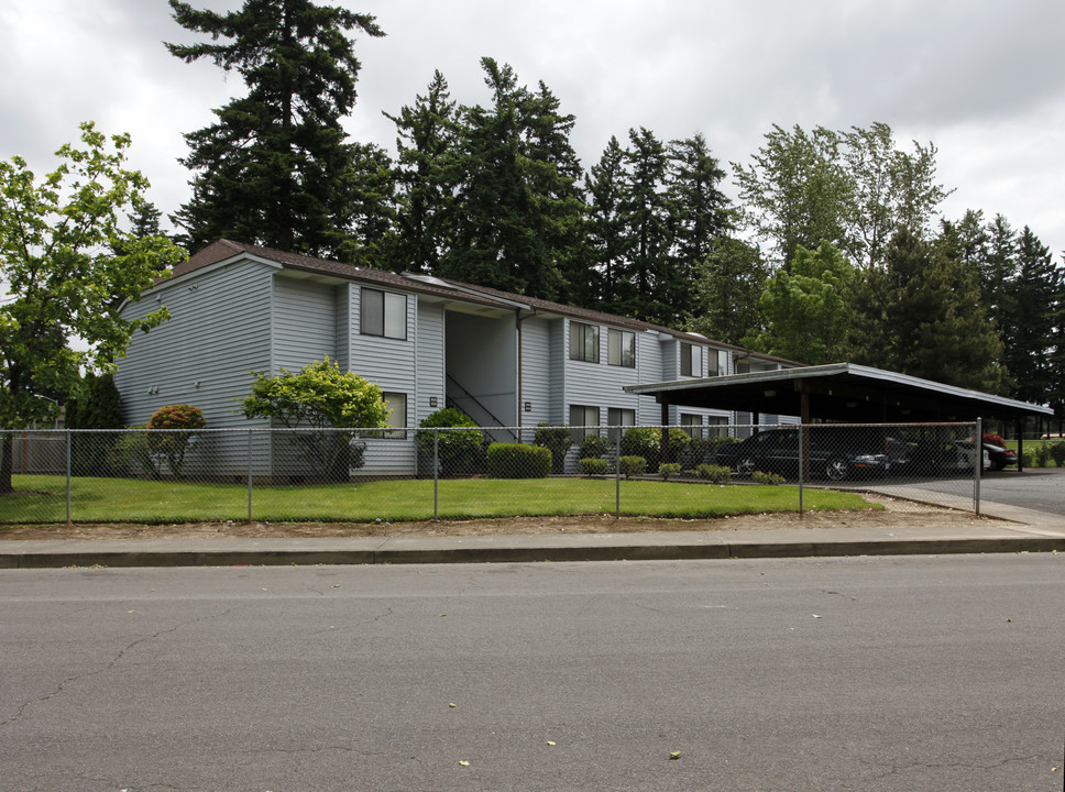 Kirk Grove Apartments in Portland, OR - Foto de edificio