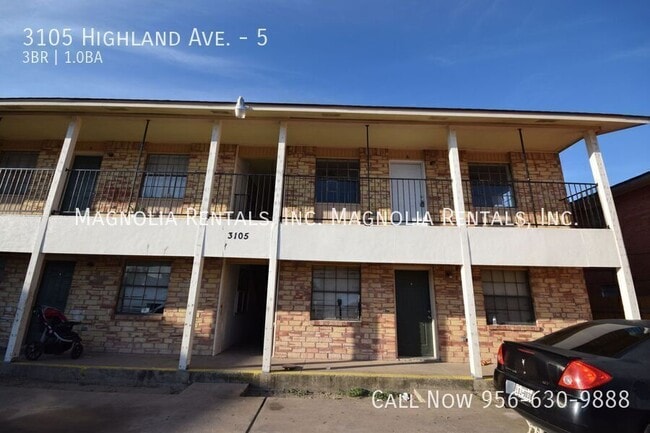 3105 Highland Ave in McAllen, TX - Foto de edificio - Building Photo