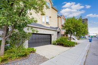 1302 13 Av SW in Calgary, AB - Building Photo - Building Photo