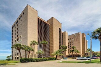 900 Gulf Blvd in Indian Rocks Beach, FL - Building Photo - Building Photo