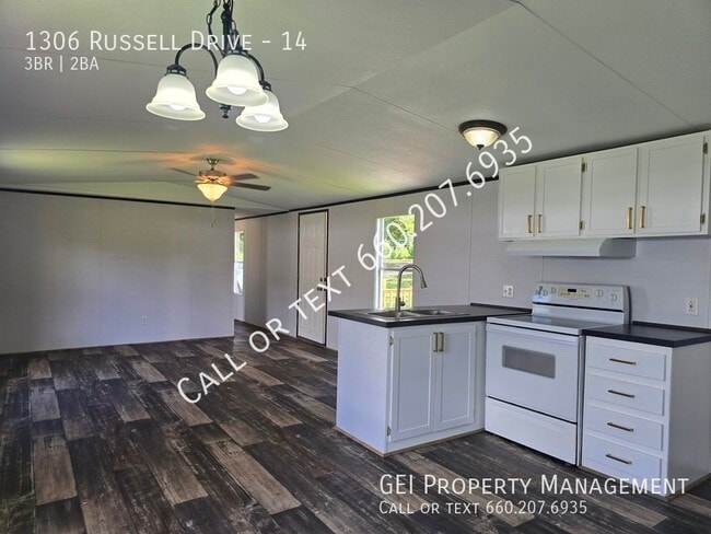 property at 1306 Russell Dr