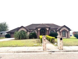 30 Msg Mario A Solis Ln in La Villa, TX - Building Photo