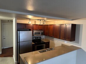 566 Prospect St in Seattle, WA - Building Photo - Building Photo