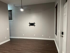 631 Bakewell St, Unit 631 Bakewell Apt #1 in Covington, KY - Building Photo - Building Photo