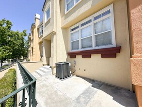 3569 Langdon Common in Fremont, CA - Building Photo - Building Photo