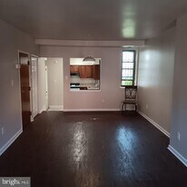 1734 W Diamond St in Philadelphia, PA - Building Photo
