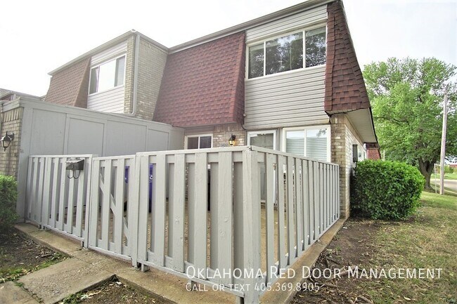 1400 Bill Carrol Dr