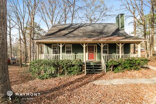 5947 Chalice Way in Rex, GA - Building Photo