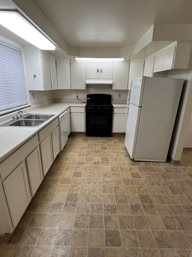 property at 1013 Dryden Rd