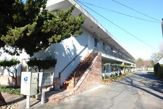 1970 Park Ave in San Jose, CA - Foto de edificio - Building Photo