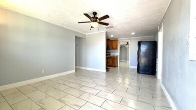 1022 Lewis Dr in Daytona Beach, FL - Building Photo - Building Photo