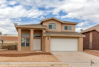 10789 Pleasant Sand Dr in El Paso, TX - Building Photo - Building Photo